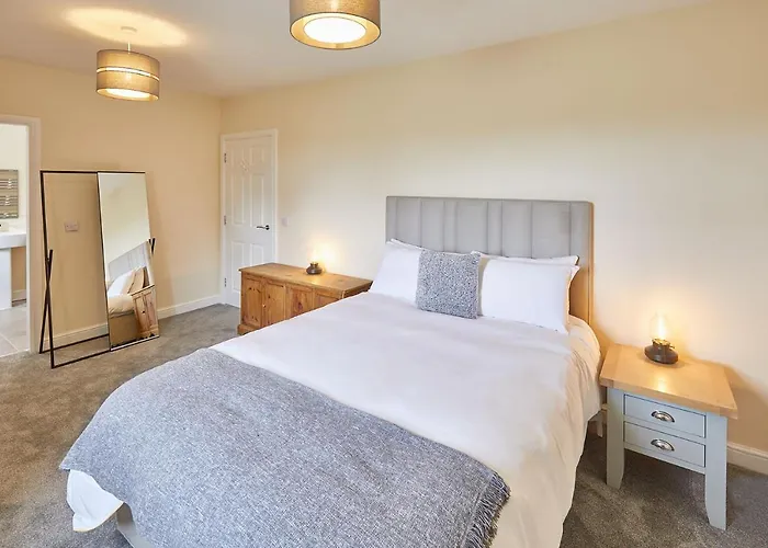 Host & - Carlewell Middlesmoor